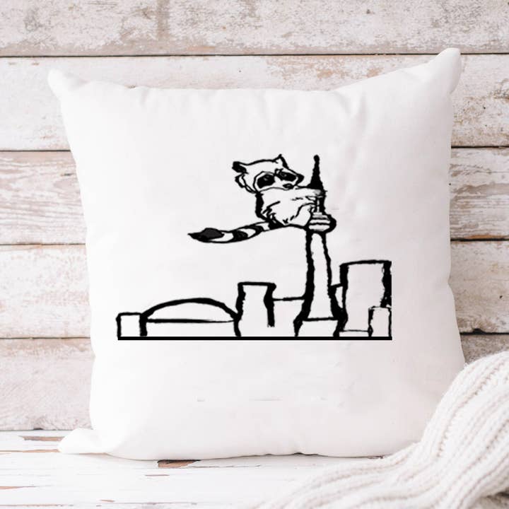 Almohada para sofá Raccoon on Tower (dormitorio, sala de estar y más) para venta al por mayor de Maqoba