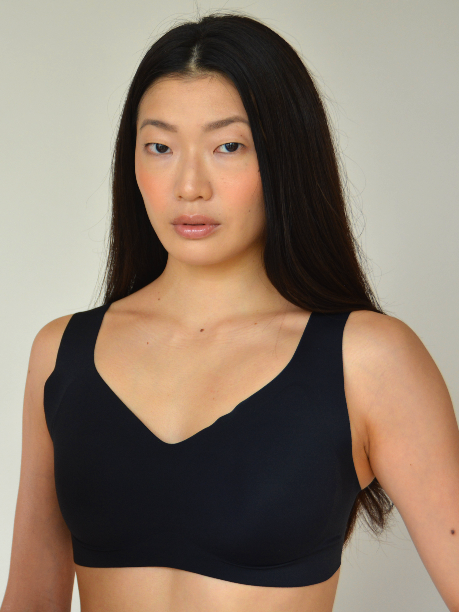 The Only Bra - Wholesale Bra - Women's - V-Neck Lift Bra2