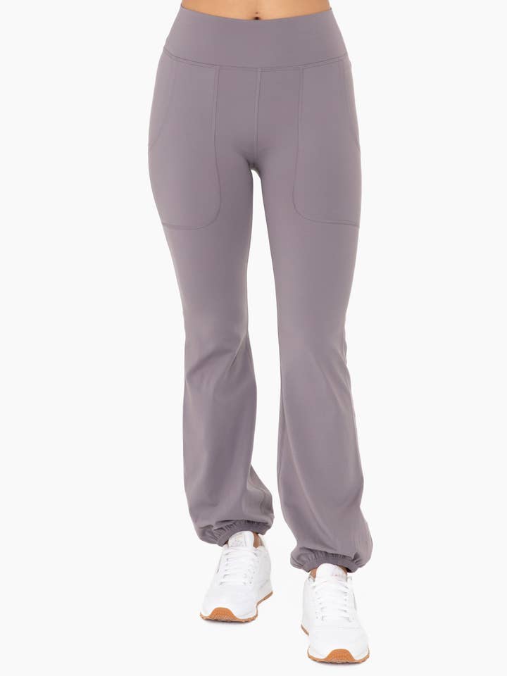 Mono B – Großhandel Sport-/Lounge-Leggings – Damen – Leggings Venice mit Bubble-Saum4