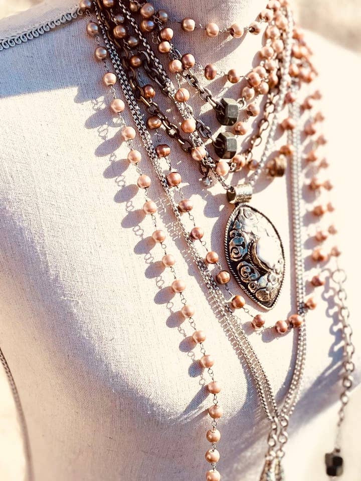 Collection de colliers perles Boho Chic par Amy Louise pour la vente par Bohemian Grace - Grace & Grit