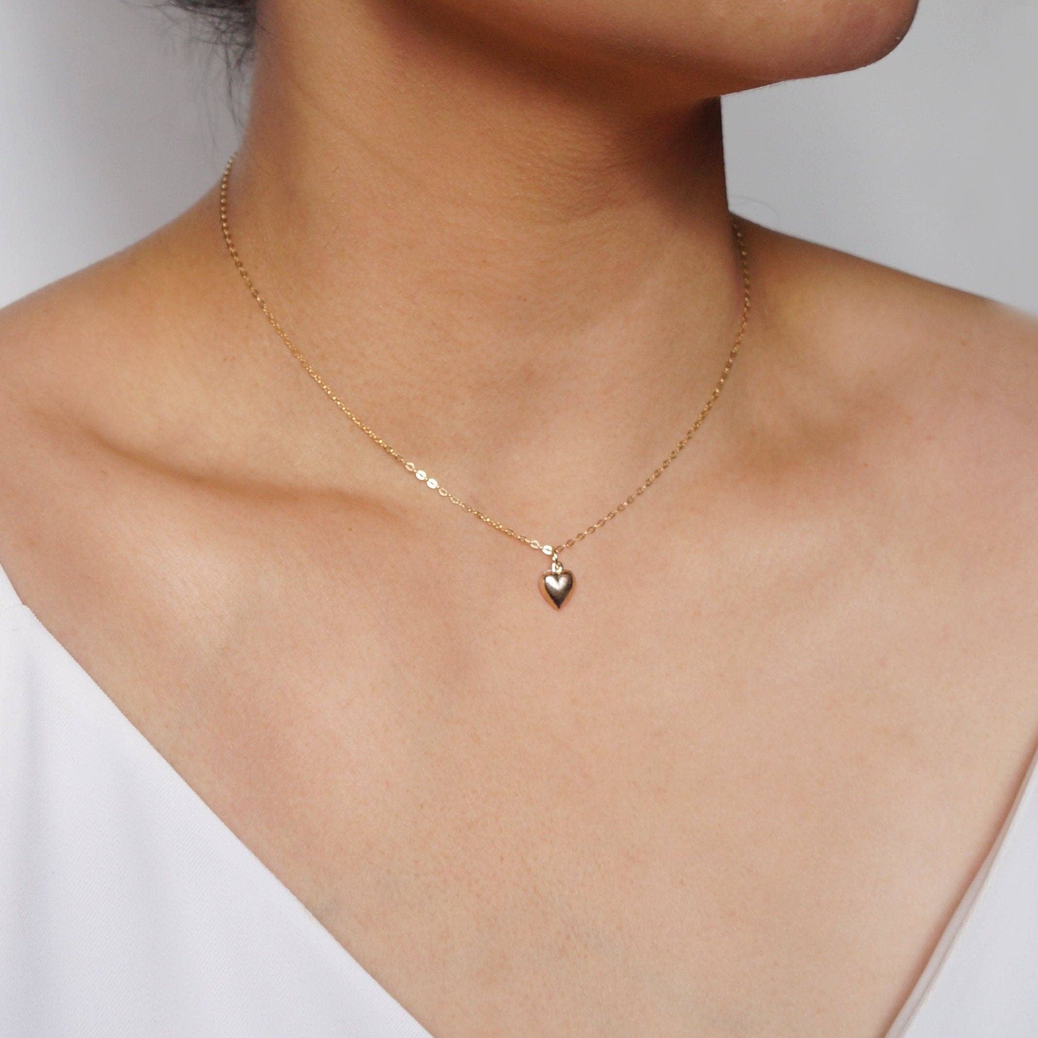 Hunter & Trove - Wholesale Pendant/Charm Necklace - Tiny 14K Gold Fill Heart Necklace (Clementine)1