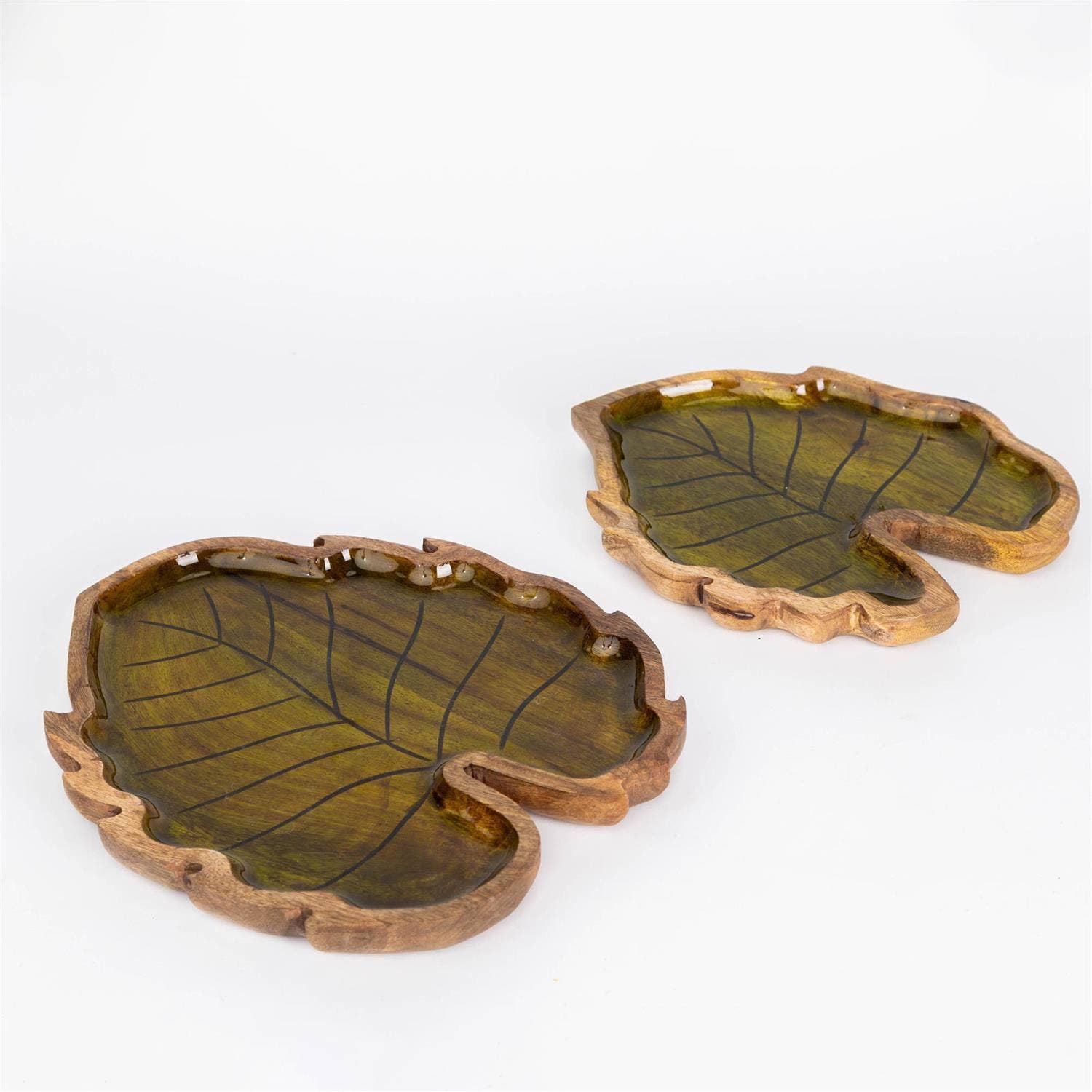 Audrey's Home & Gift – wholesale Decorative tray – Tray - Monstera Leaf Mango Wood Enamel (Set Of 2)2