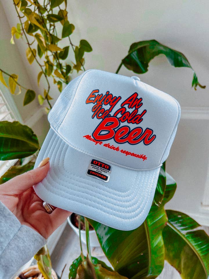 Sombrero de camionero de verano para disfrutar de una cerveza helada para venta al por mayor de The Clandestine Underground