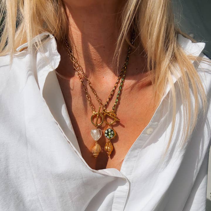 Goupi - Wholesale Beaded/Pearl Necklace - Gold shell statement necklace in green and beige