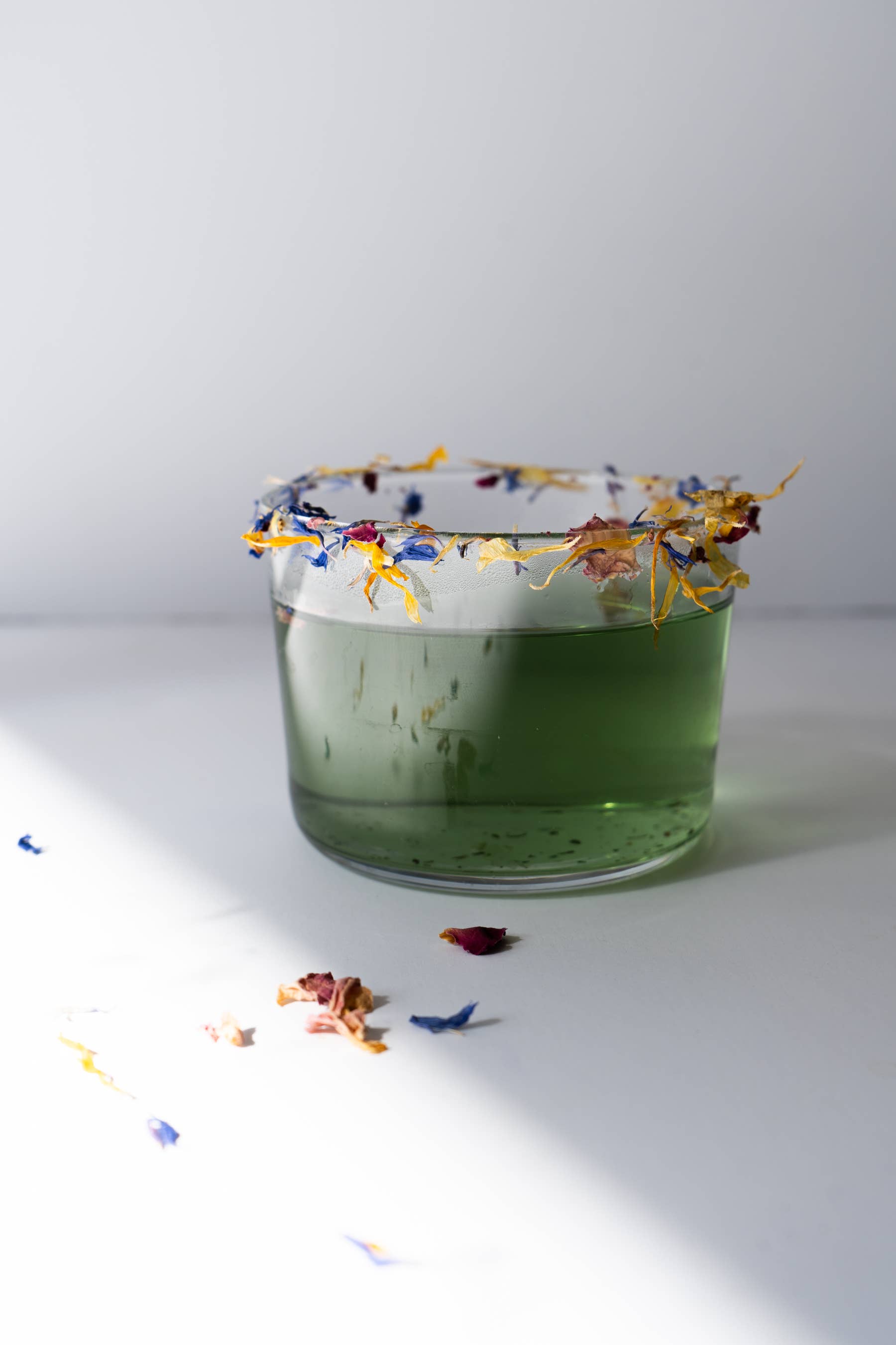 Growing Up Rooted - Vente Herbes aromatiques - Pétales de fleurs comestibles pour décorations culinaires1