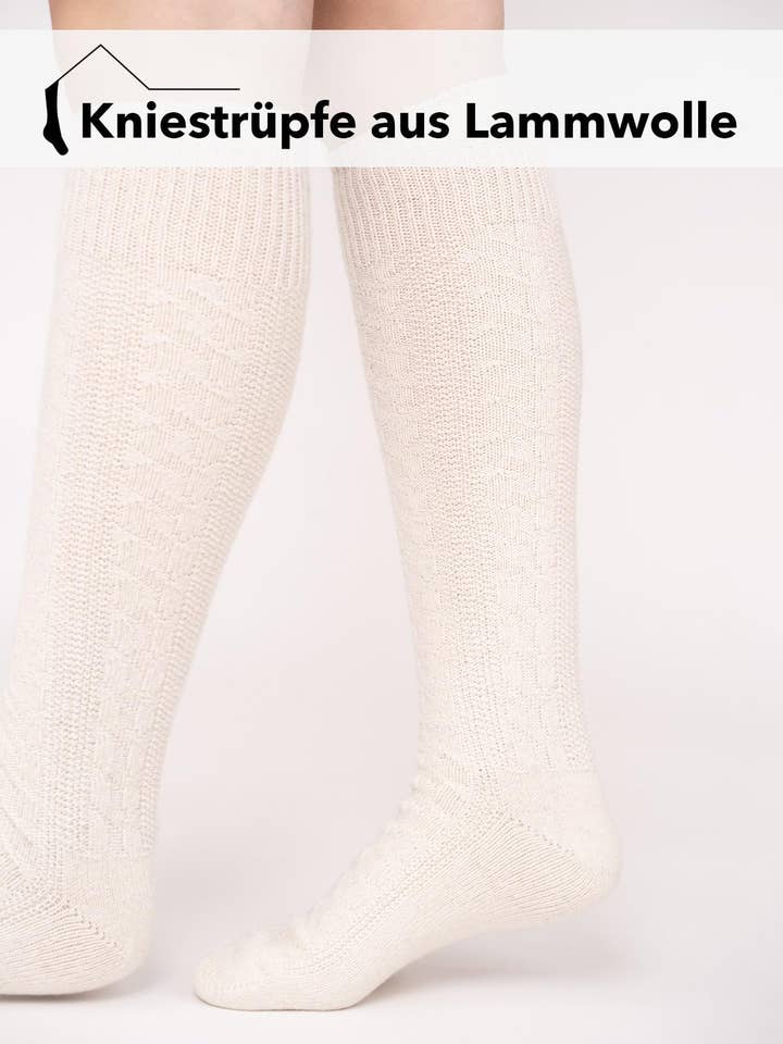 HomeOfSocks - Wholesale Socks - Unisex - A pair of knee-high socks made of 70% lambswool with a cable pattern2
