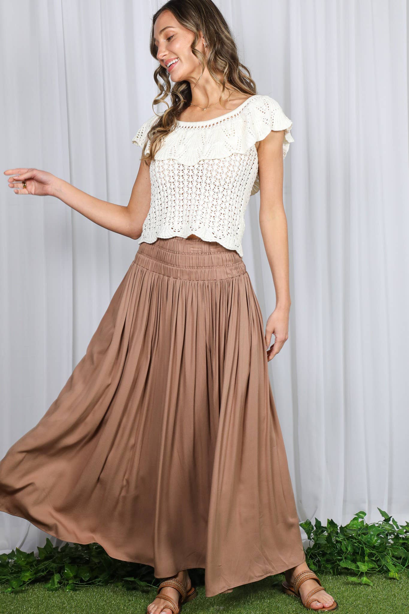 Vine & Love - Wholesale Skirt - Women's - Casual Maxi Flowy Bohemian Renaissance Long Skirt VS829409