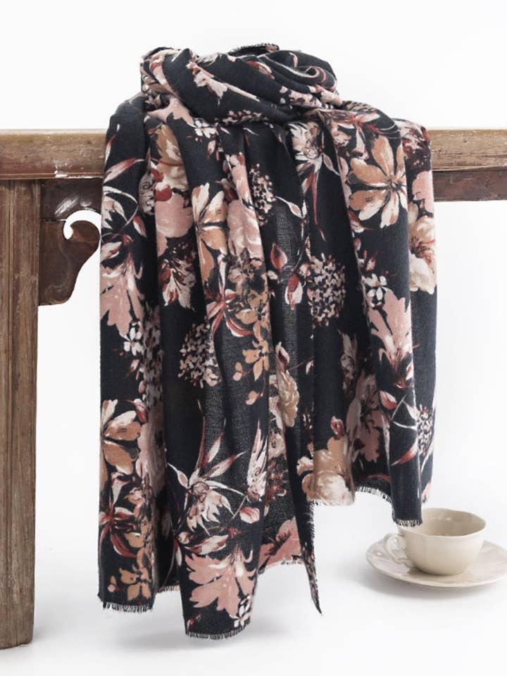 Scarvii - Floral Pattern Warm Scarf for wholesale by Funkyrel® Atzbranding Limited