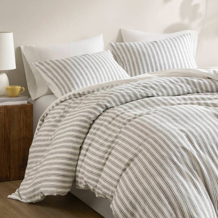 Olliix - Wholesale Bedding Set - 3 Piece Yarn-Dyed Stripes All-Seasons Duvet Set, Grey5
