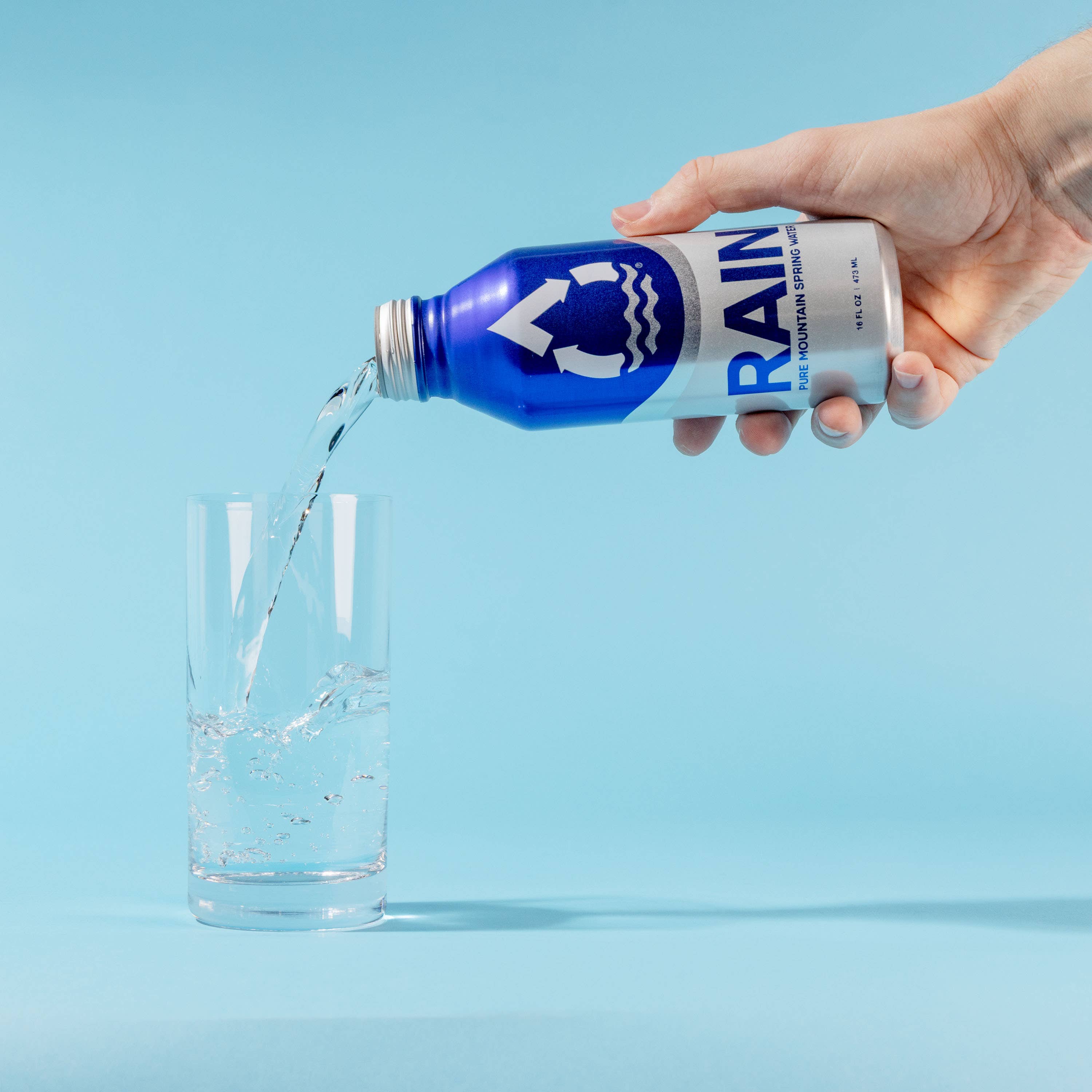 RAIN Pure Mountain Spring Water - Vente Eau gazeuse - Eau de source en bouteille en aluminium RAIN 16 oz (paquet de 24)3