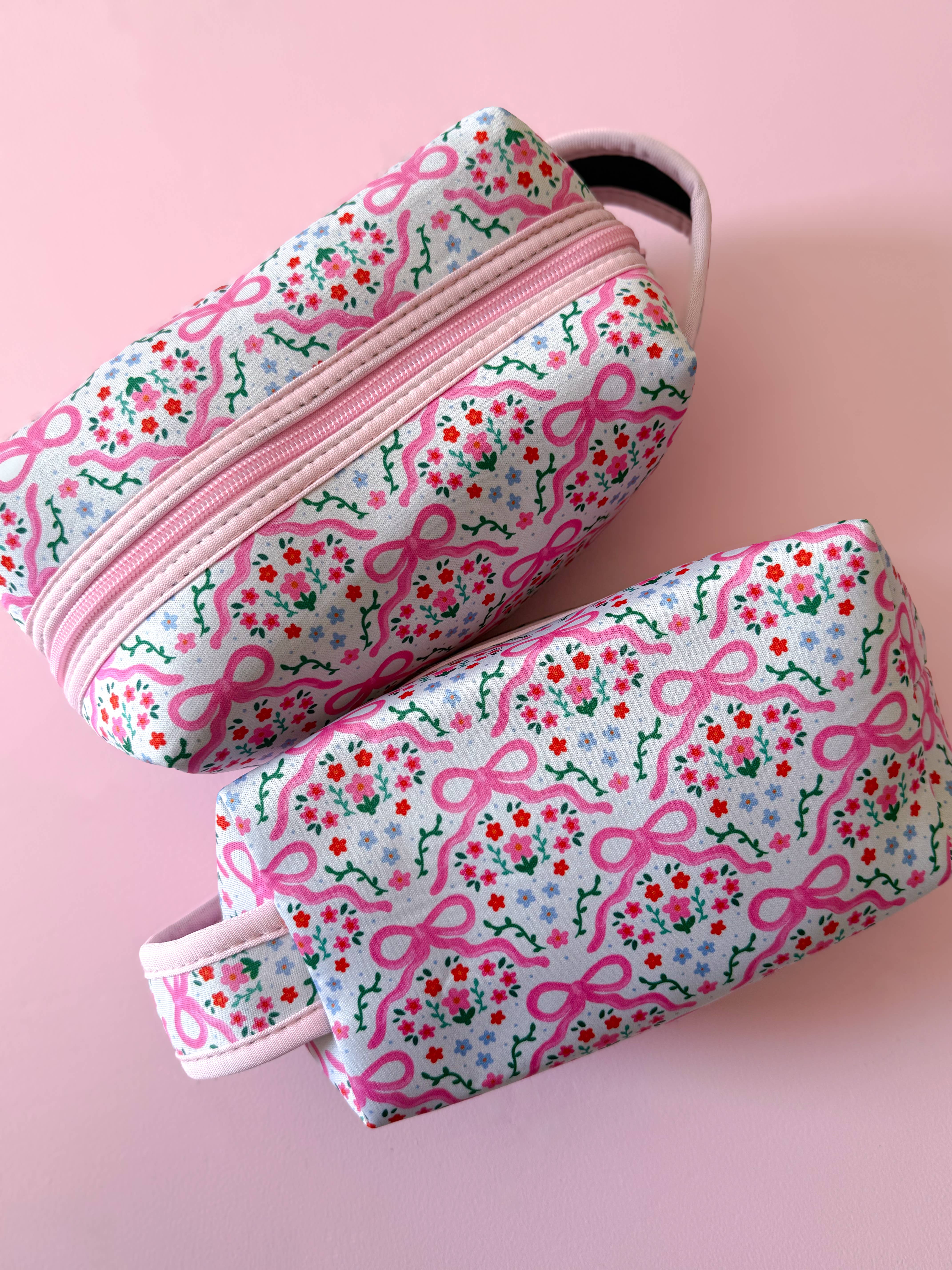 Seven hearts shop - Wholesale Makeup/Cosmetic Bag - Flower and bows - Makeup Bag