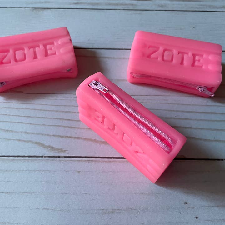 Viva Greetings - Wholesale Gag Gift/Novelty Gift - Mexican Coin Purse Zote1