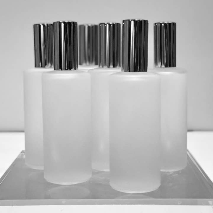 Atelier 880 - Wholesale Face & Body Mist/Water - Body Mist Spray | Silver Top | Custom Scents Private Label