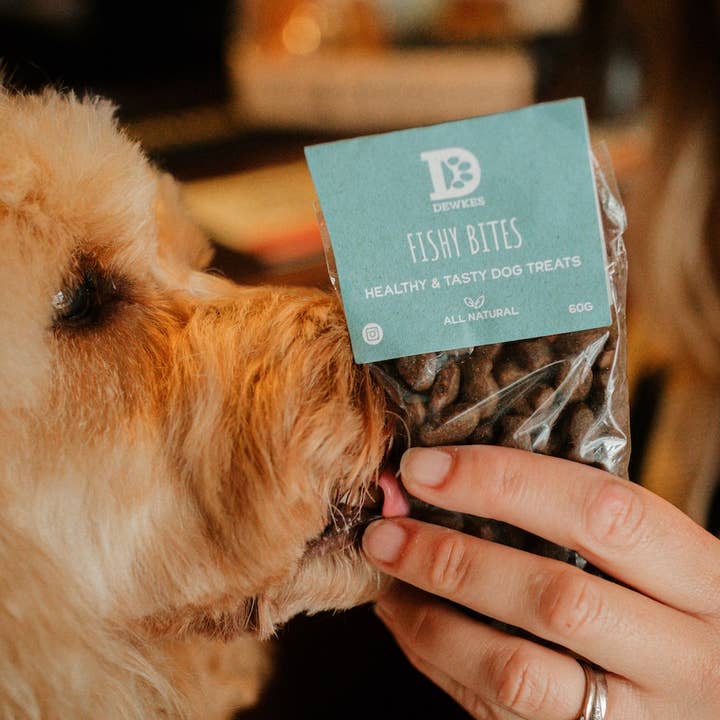 Dewkes Snacks for Dogs – wholesale Pet treats – Dog – Hospitality Counter Tray – Turn Paws into Profit9