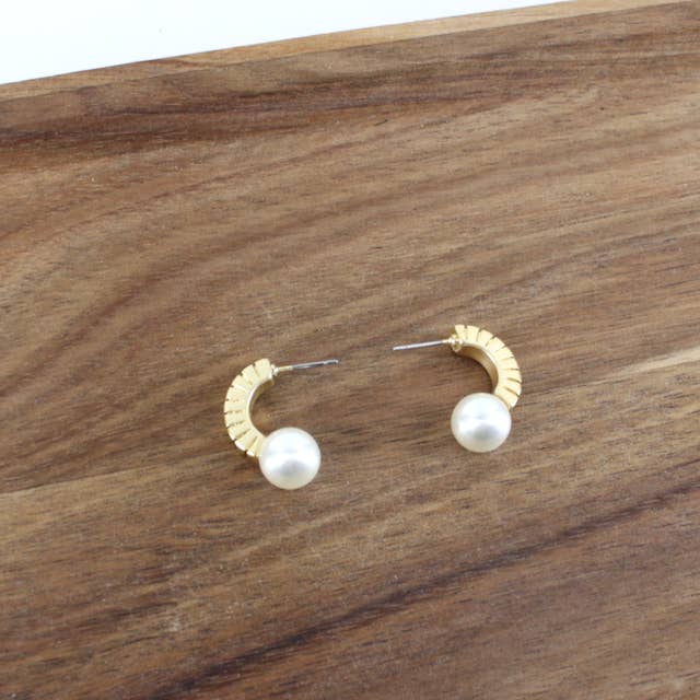 E23068 Perlenohrringe für den Großhandel von Pretty Persuasions