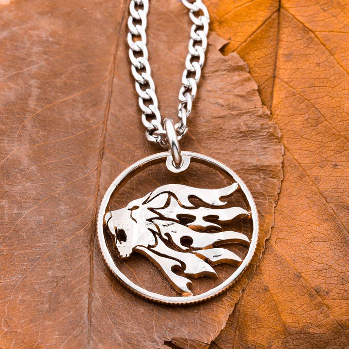 Collana Leone Ruggente per la vendita all'ingrosso da parte di NameCoins