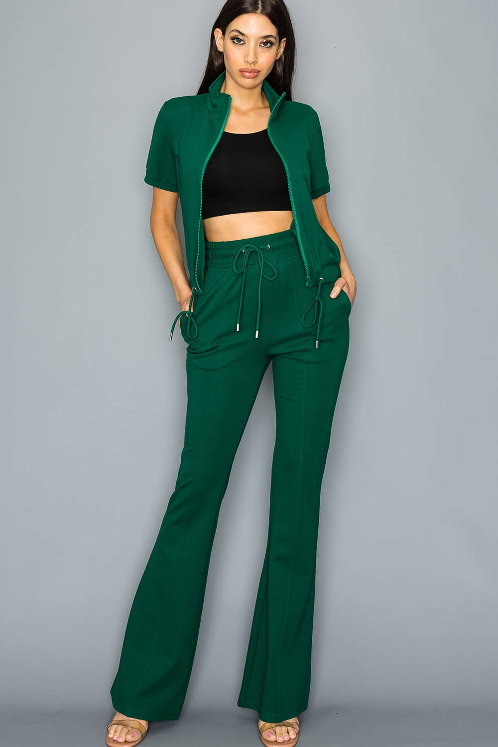 RIVIR - Vente Ensemble haut et pantalon (PAS d'intérieur) - Femme - VESTE ET PANTALON DE SURVÊTEMENT À MANCHES COURTES6