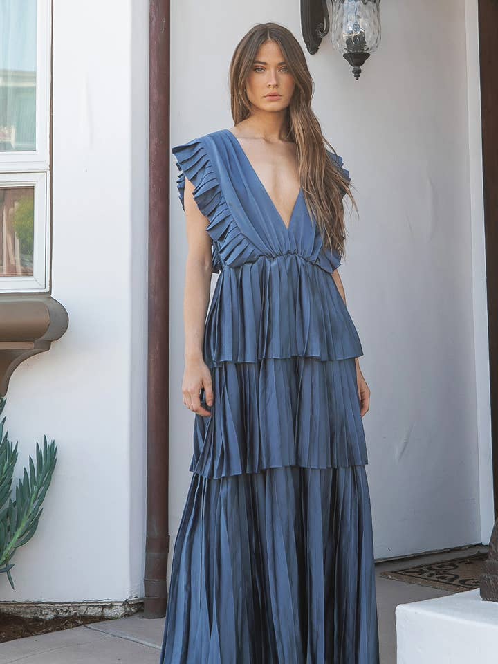 Ärmelloses Maxikleid mit plissierter Schicht für den Großhandel von Strut & Bolt