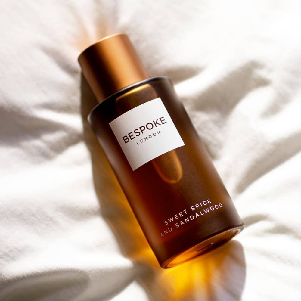 RAPHAEL COSMETIC CONSULTING / FASHION MAKE·UP - Wholesale Perfume/Eau de Toilette - EAU DE PARFUM 100ML - MAN - BESPOKE LONDON10