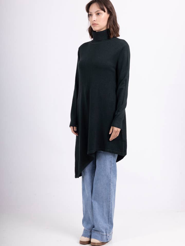 L'Emotion - Wholesale Tunic Sweater - Women's - Asymmetric Cut Turtleneck Tunic Sweater12
