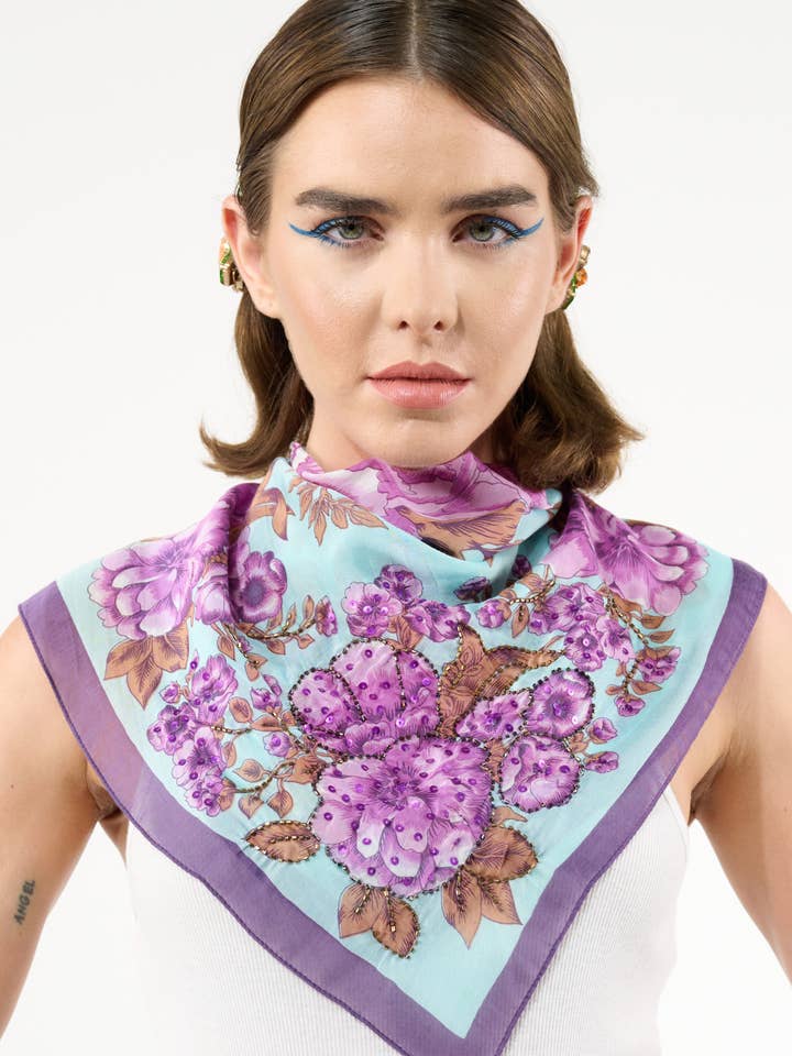 Lenço Bandana Adornado com Beleza por atacado de Aratta | Women's Fashion