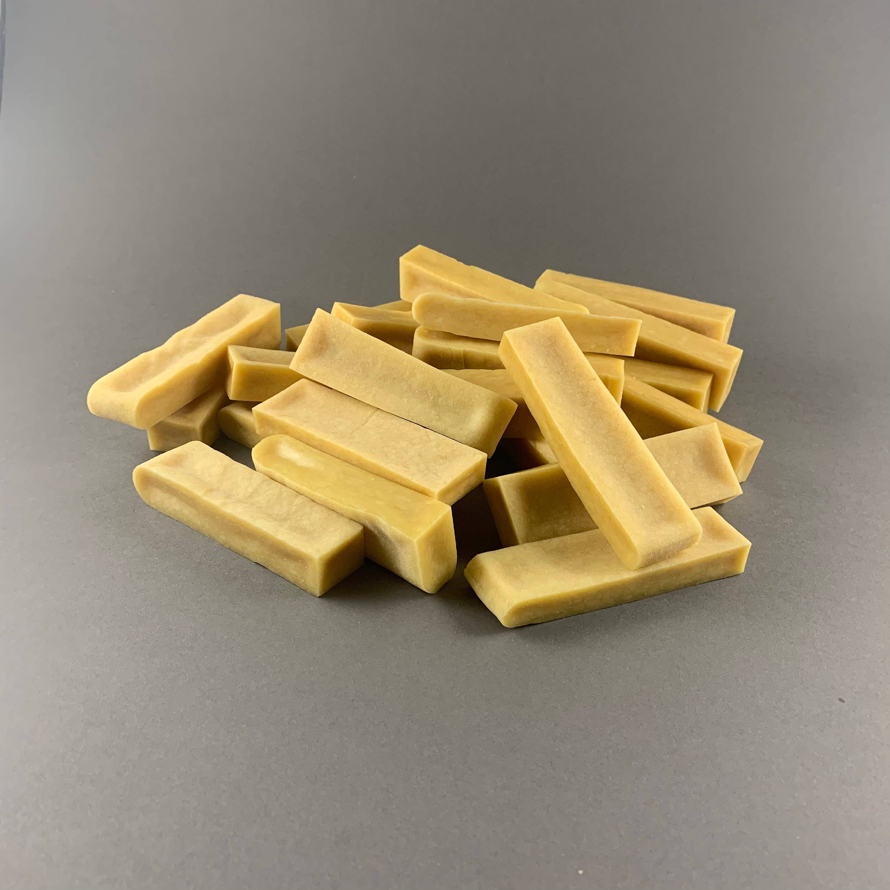 Pawsome Pet Toys - Wholesale Pet Treats - Dog - Dog chew cheese a natural and traditional dog treat - S1