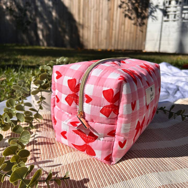 DaintyLuxeAU - Wholesale Make-up/cosmetic bag - Madeline Makeup Bag2