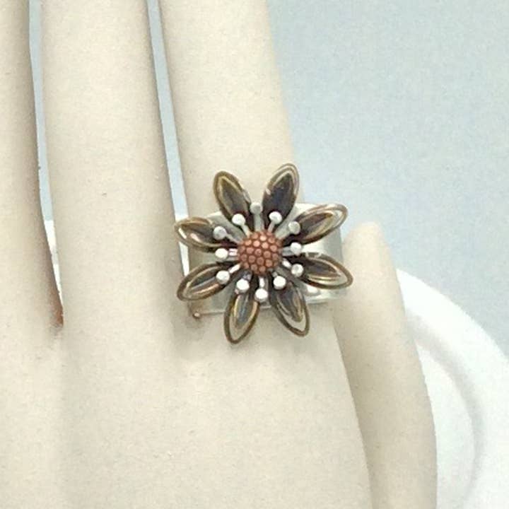 Alchemy Inc - Wholesale Cocktail/Statement Ring - Edelweiss Adjusable Ring - R28