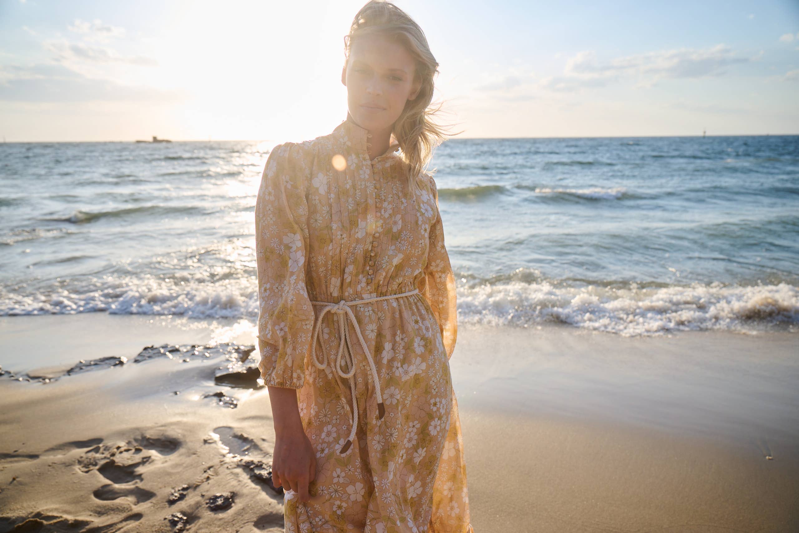 Oli and Kubo - Wholesale Dress – Women's - IZA MAXI SHIRT DRESS - DITSY FLORAL8