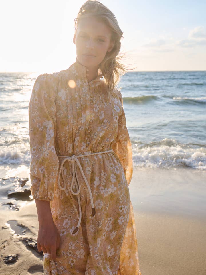 Oli and Kubo - Wholesale Dress – Women's - IZA MAXI SHIRT DRESS - DITSY FLORAL8