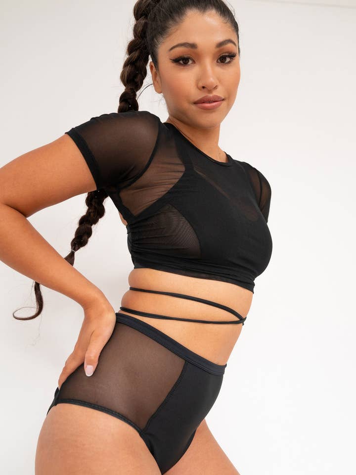 Lunalae – Blusa - Mulher por atacado – Ember Top - Camisola de Manga Curta de Manga Curta em Malha2