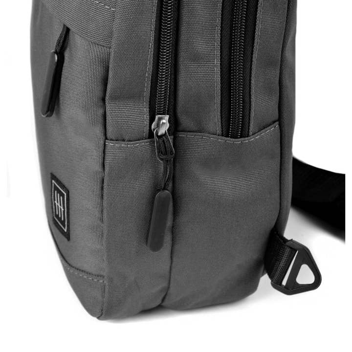 Selini New York - Wholesale Crossbody Bag - Unisex - Crossbody Sling Bag with Reversible Strap - FBG1850