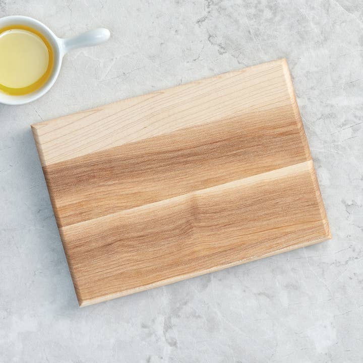 Labell Canadian Maple Cutting Board - 5" x 7" for wholesale by Labell