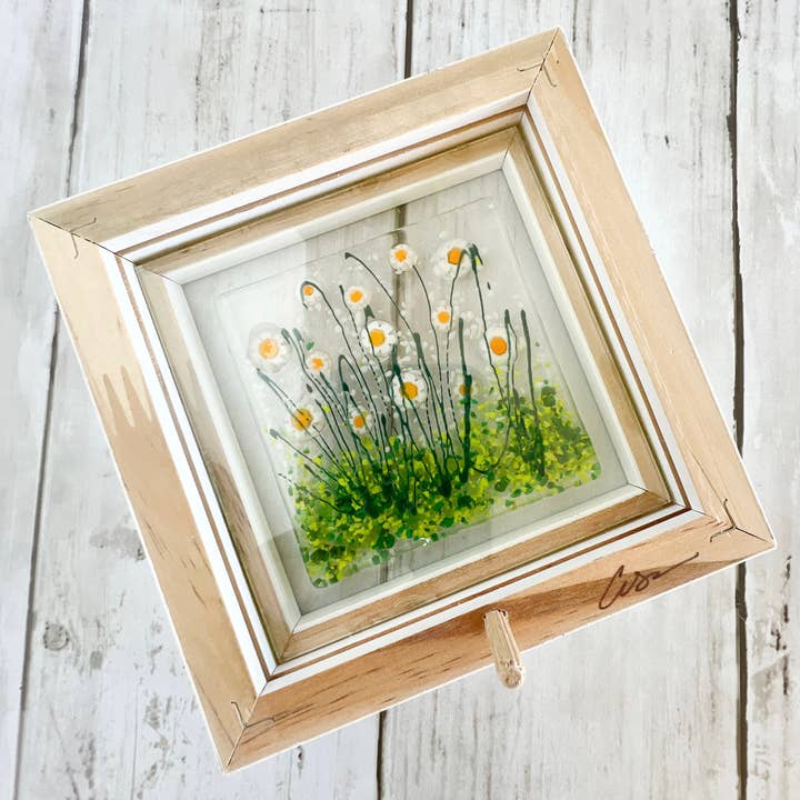 Glass Girl Studio - Wholesale Picture Frame - Floating Frame - Daisy2