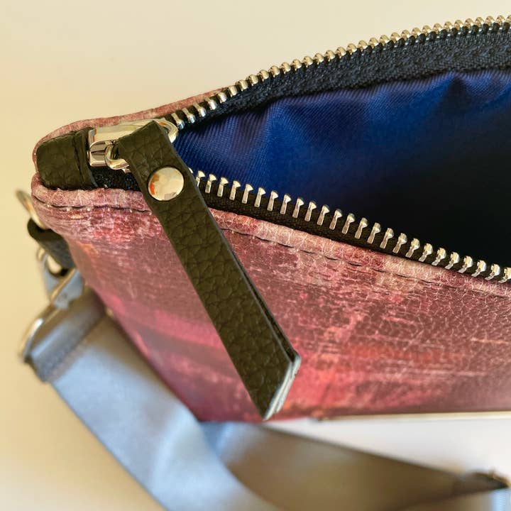 Delisch Jewelry & Accessories - Wholesale Crossbody Bag - Women's - POMEGRANATE GOLD CROSSBODY HANDBAG3