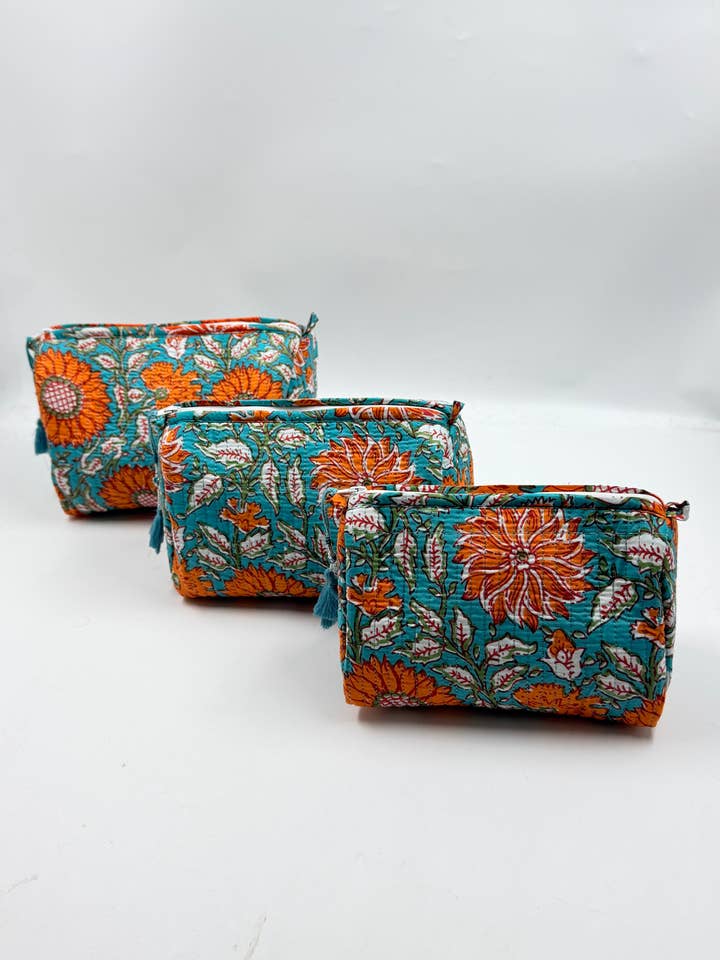 3er-Set gesteppte Kulturbeutel aus 100 % Baumwolle in klein, mittel und groß für den Großhandel von Funky Yak Ltd