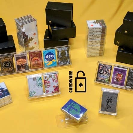 X-Decks - Wholesale Display Case - Cardware Archival UV Resistant Acrylic Playing Card Display Case (1 Deck)3