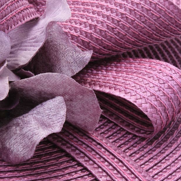 Inca UK – Großhandel Fascinator – Damen – Stil Bernice. Violetter gewebter Fascinator2