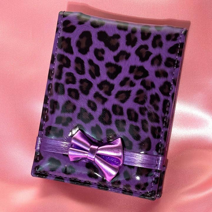 VIAI Beauty - Wholesale Compact mirror - Professional Quality Mirror3