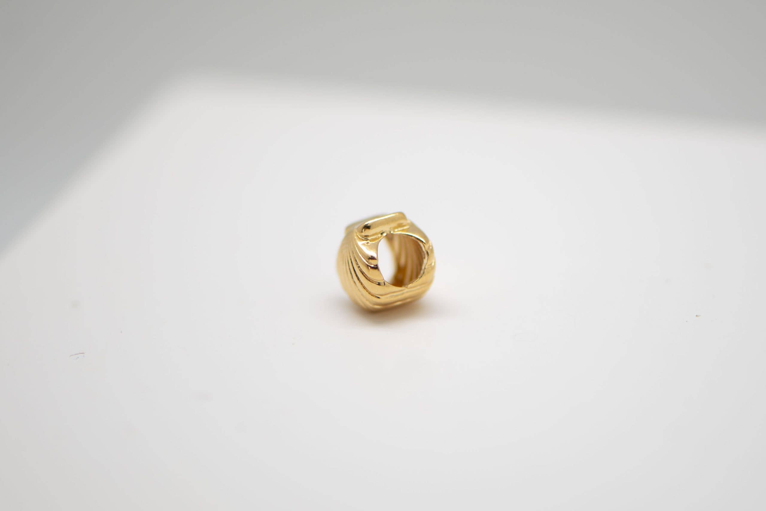 TALISMAN JEWELLERY (D&Fidanverdi, S.L.) - Wholesale Charm/Dangle Bracelet - 18k Gold Plated Camino de Santiago Shell Charm3