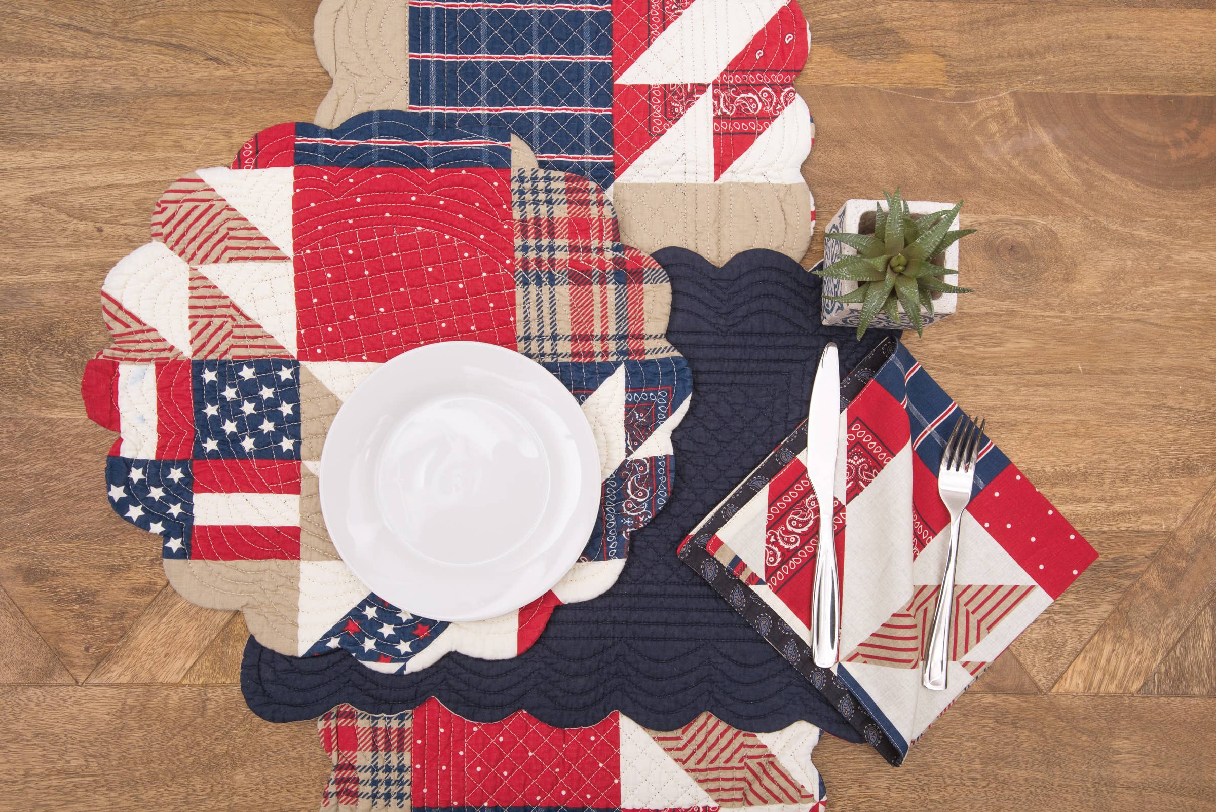 C&F Home - Wholesale Dinner & Cloth Napkin - SALE Patriotic Levi Star 4th Of July Napkin2