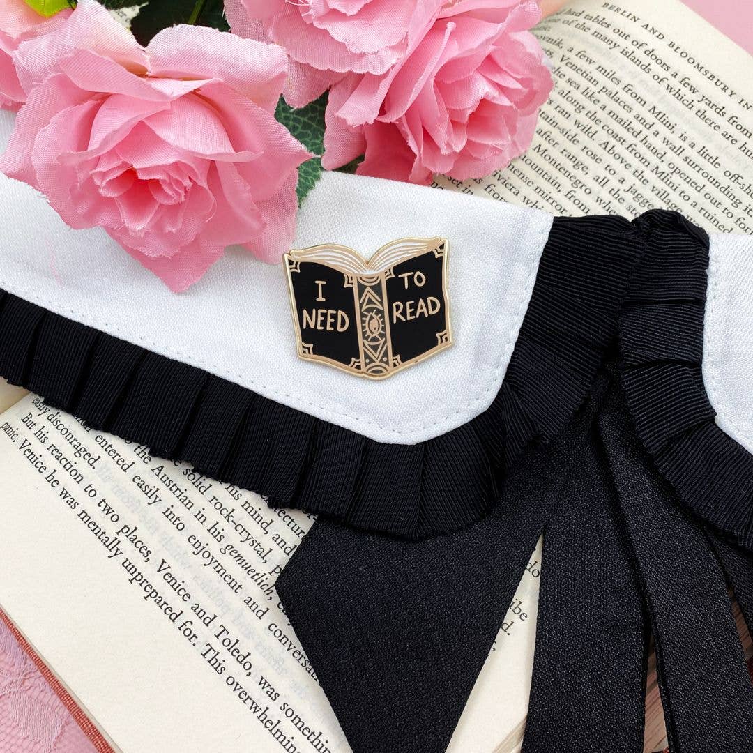 Jubly-Umph – wholesale Nål och knapp för kavajslag – Jag behöver läsa kavajnål2