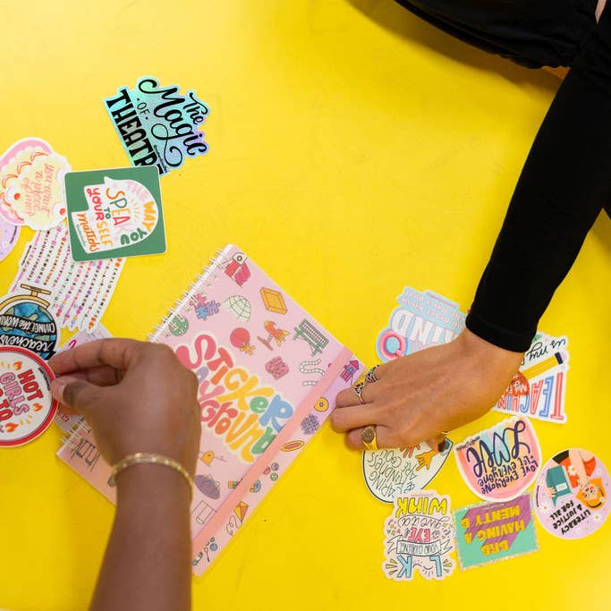 NatterDoodle - Wholesale Sticker - Teachers Change the World Sticker, Teacher Appreciation Viny1