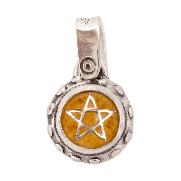 Original Amber Baby Devil Heart Charm Vedhæng for engroshandel hos Alex Streeter