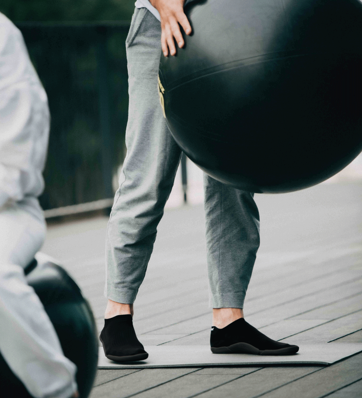 Snuggies Basic Men Black Sole Black for wholesale on Faire1