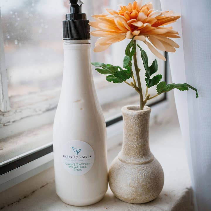 Herbs and Mylk – Creme/loção corporal por atacado – Rainha dos Florais Loção de Ervas Batida3