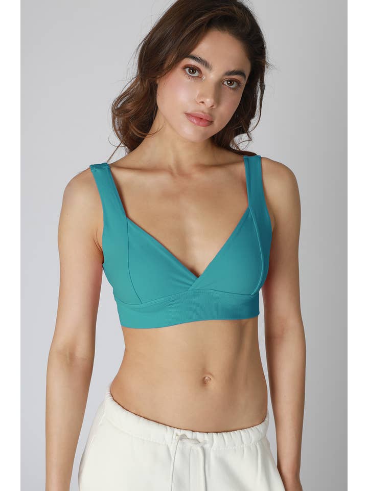 NIKIBIKI - Wholesale Bra - Women's - NS8347 - Clean Line Double Bra