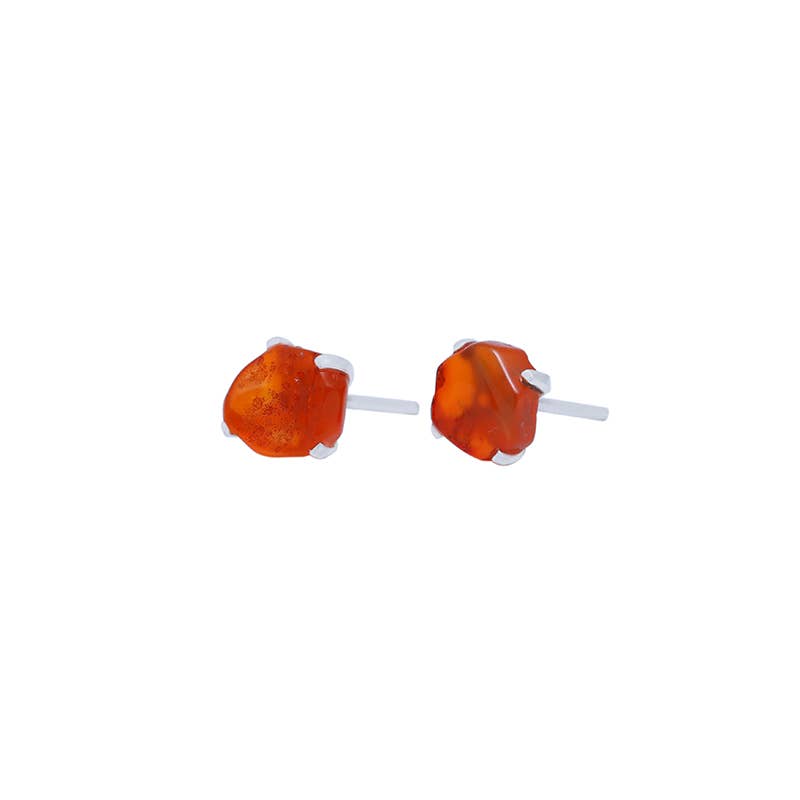 Nature Crafts – wholesale Solitärörhängen – Naturliga grova Carnelian Stud örhängen i Sterling Silver4