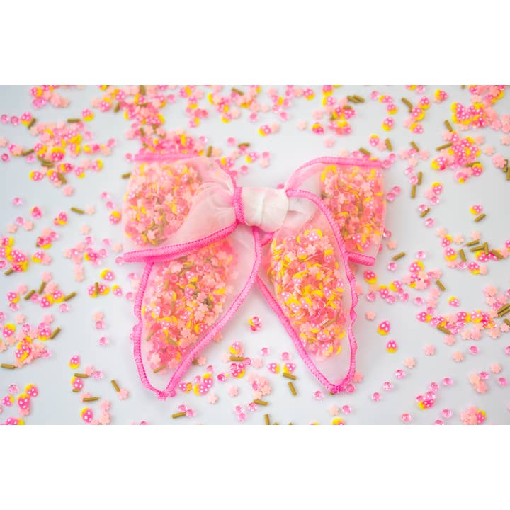 Mesh Shaker Bow - Berrylicious and other Purchase Wholesale berrylicious. Free Returns & Net 60 Terms on Faire trending on Faire.