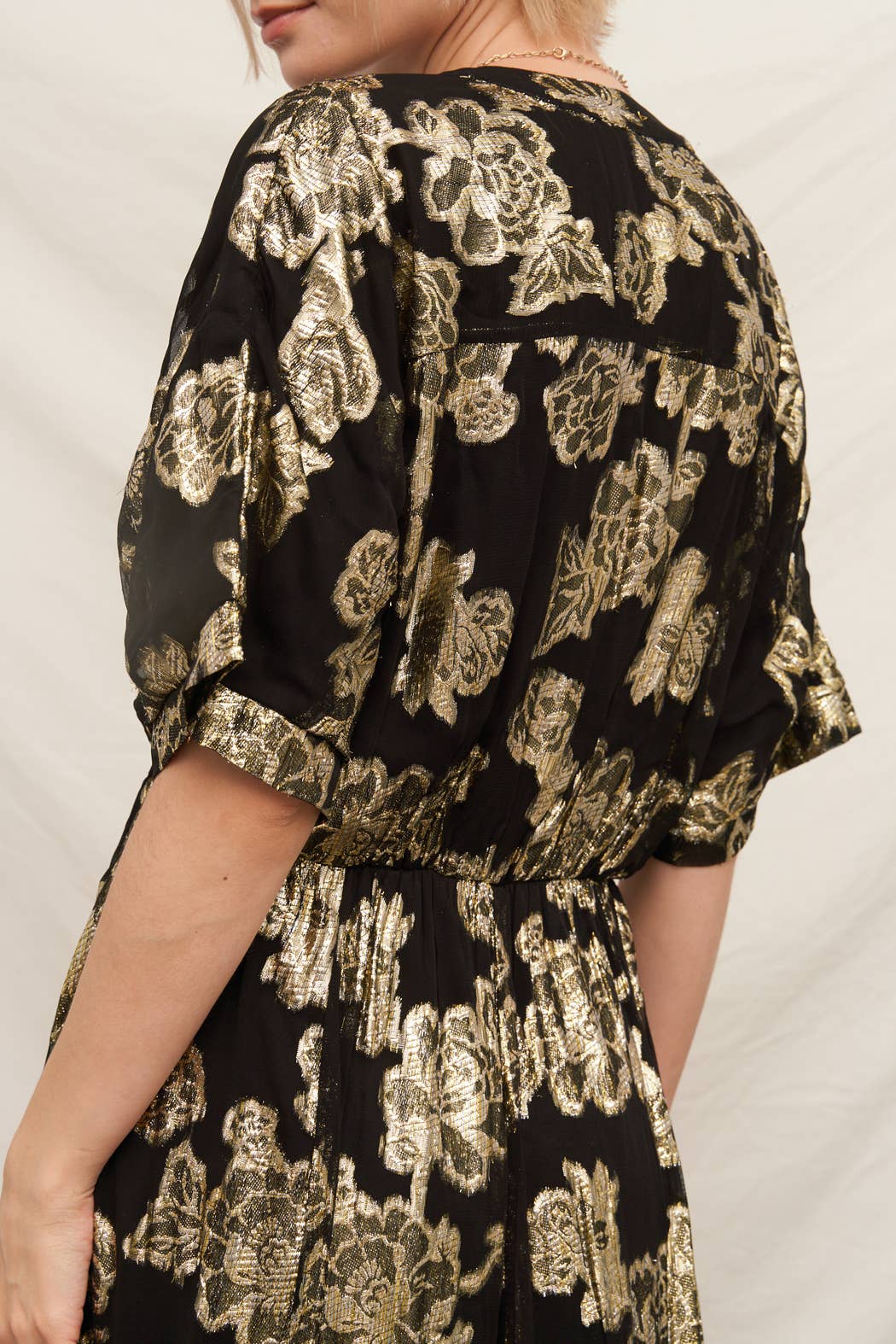 En Crème - Vente Robe – femme - Robe longue à manches kimono à col en V7